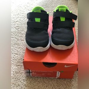 Nike Star Runner Toddler size 8C